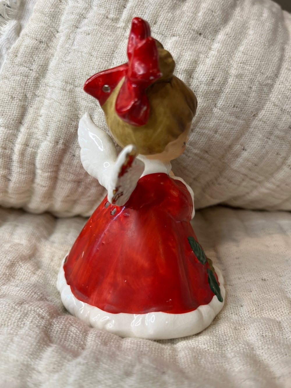 Vintage Josef Christmas
Angel Holding Holiday Wreath Ceramic *missing bell - Picture 2 of 12
